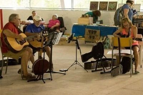 Calabogie Summer Market