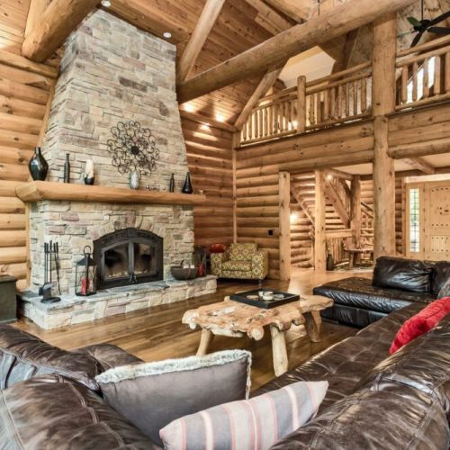 Wide open concept, you'll want to gather around the fire on on cold nights